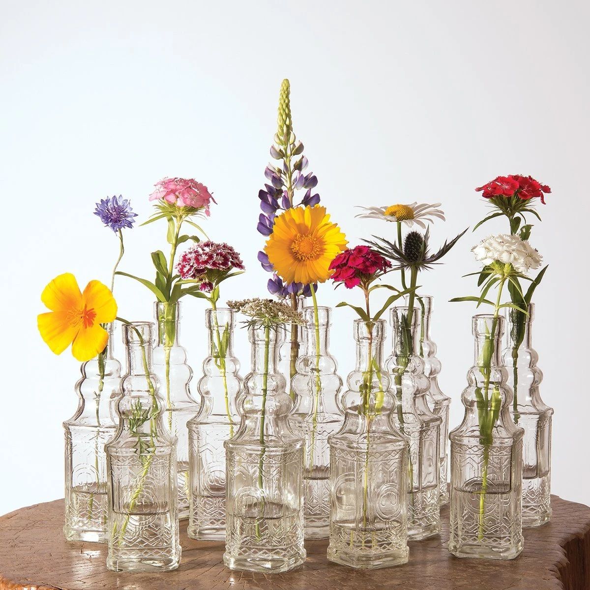 Lights Decor Shop -Lights Decor Shop clear vintage glass bottle ella glassware flower vase image 1 123d5b36 295a 4c71 b63a cc3a34b250ca