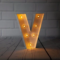 BLOWOUT White Marquee Light Letter 'V' LED Metal Sign (8 Inch, Battery Operated W/ Timer)